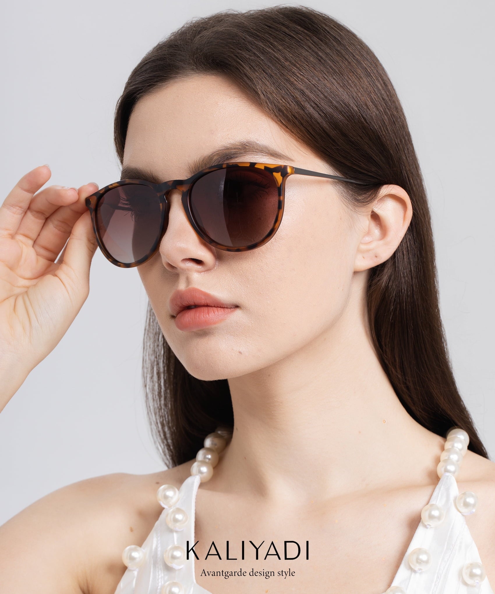 KALIYADI Cat Sunglasses Women Retro Polarized Sun Glasses with UV Protection for Women(S28)
